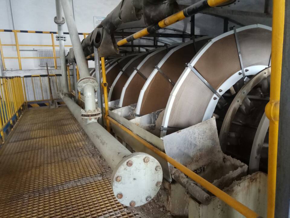 陜西華電楊凌熱電廠 #1、2機組濾布脫水機改造